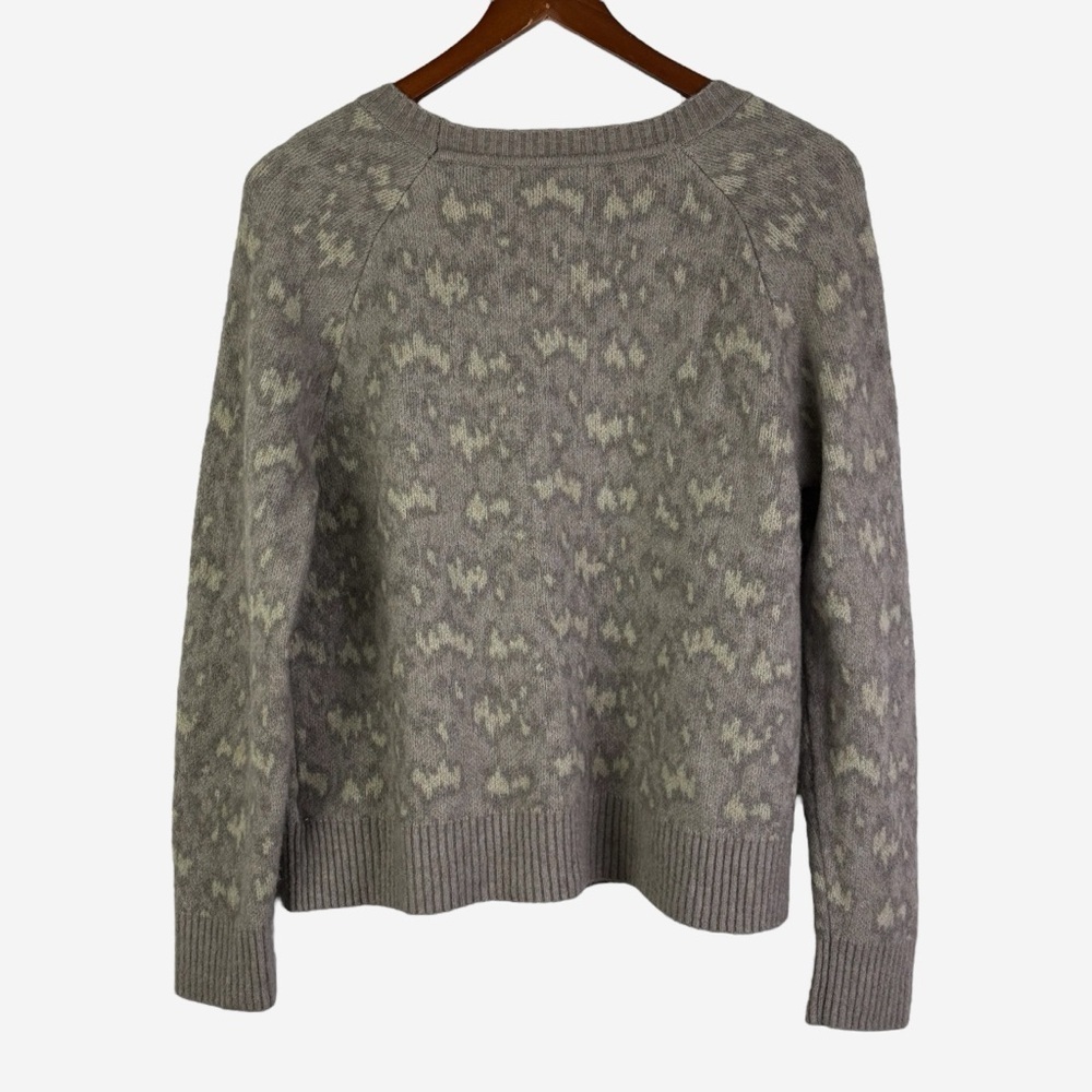 Athleta Merino Wool Blend Crewneck Sweater Hawthorn Animal Print • Size Large - Picture 3 of 9